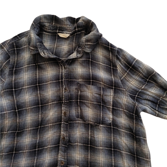 Aeropostale button down - Picture 2 of 4